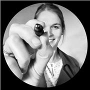 Prof de dessin, graphisme qui s’adapte à chaque âge et chaque niveau avec patience et passion !